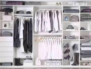 為啥要定制衣柜呢？